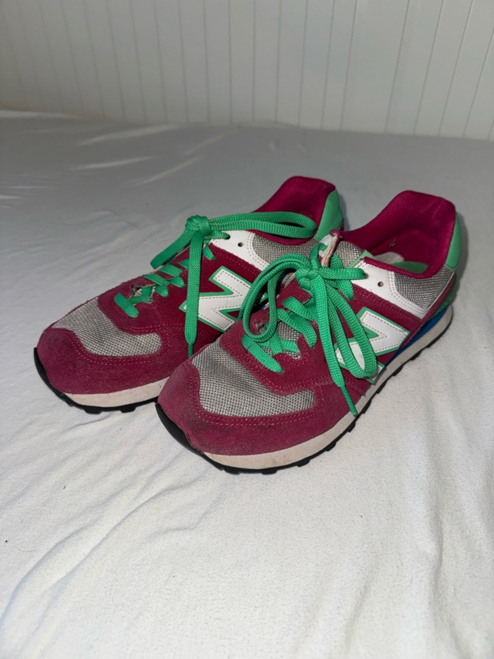New Balance 574 Classic Women’s Sneakers